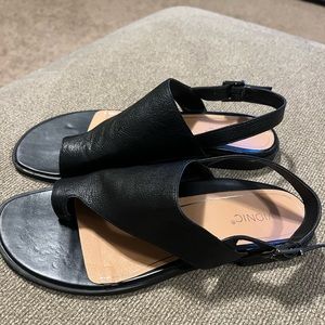 Vionic Sandal 9m